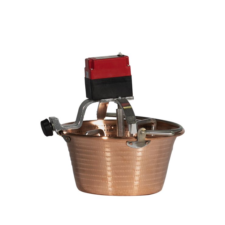 Electric copper pot